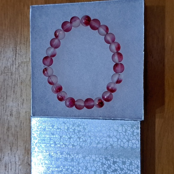 Strawberry Sparkle Matte Crystal Bracelet - Picture 7 of 8